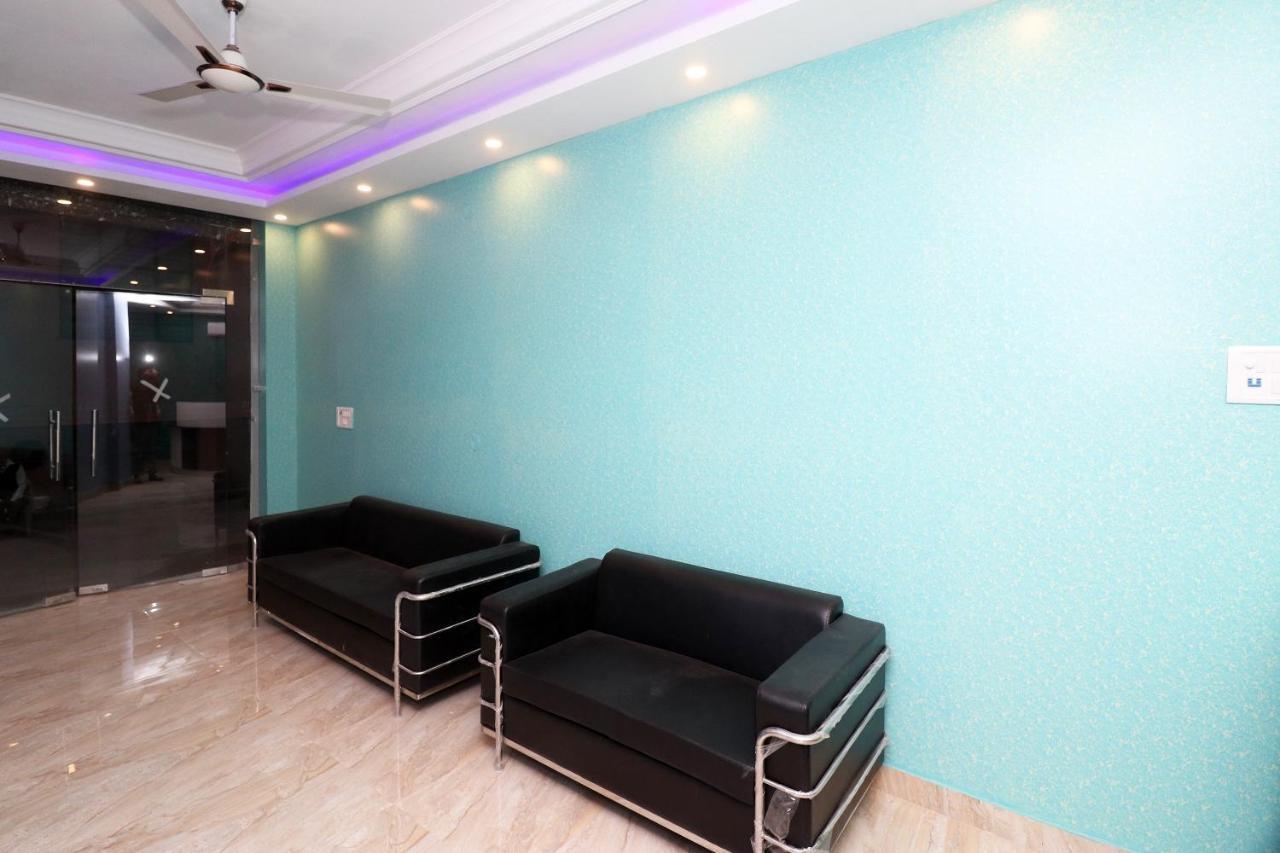 Oyo 25130 Hotel Royal Inn New Delhi Exterior foto