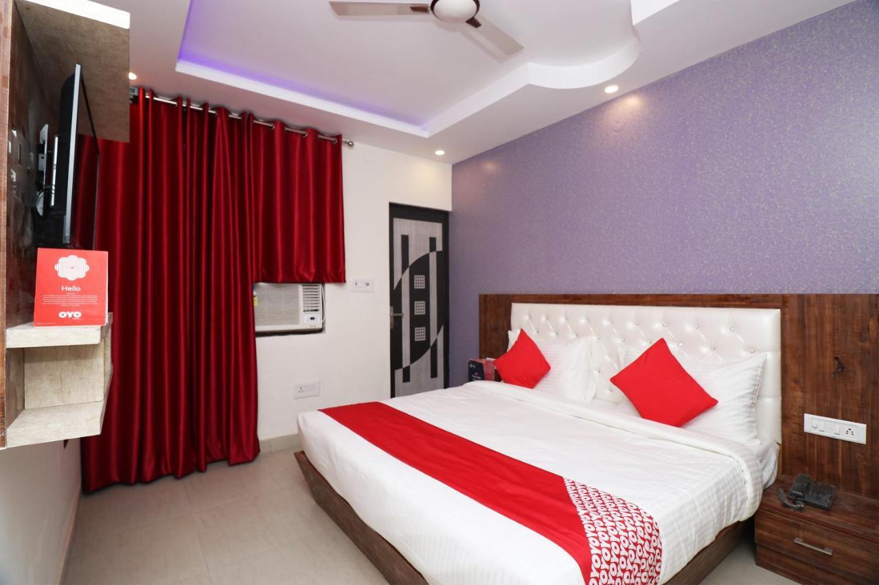 Oyo 25130 Hotel Royal Inn New Delhi Exterior foto